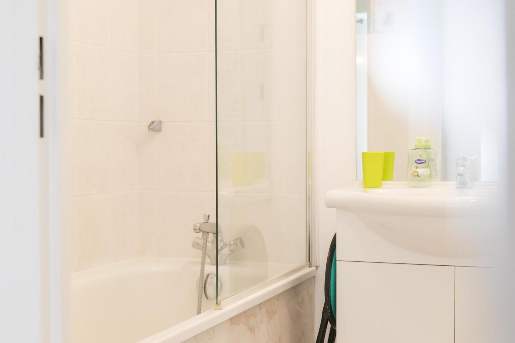 Appartement Dans Residence Au Calme Avec Piscine Les Sables-d'Olonne Ngoại thất bức ảnh
